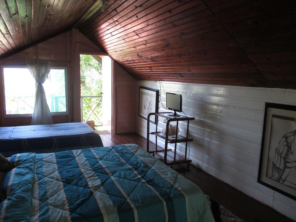 Hotel Flemming Tree Providencia Island Екстер'єр фото