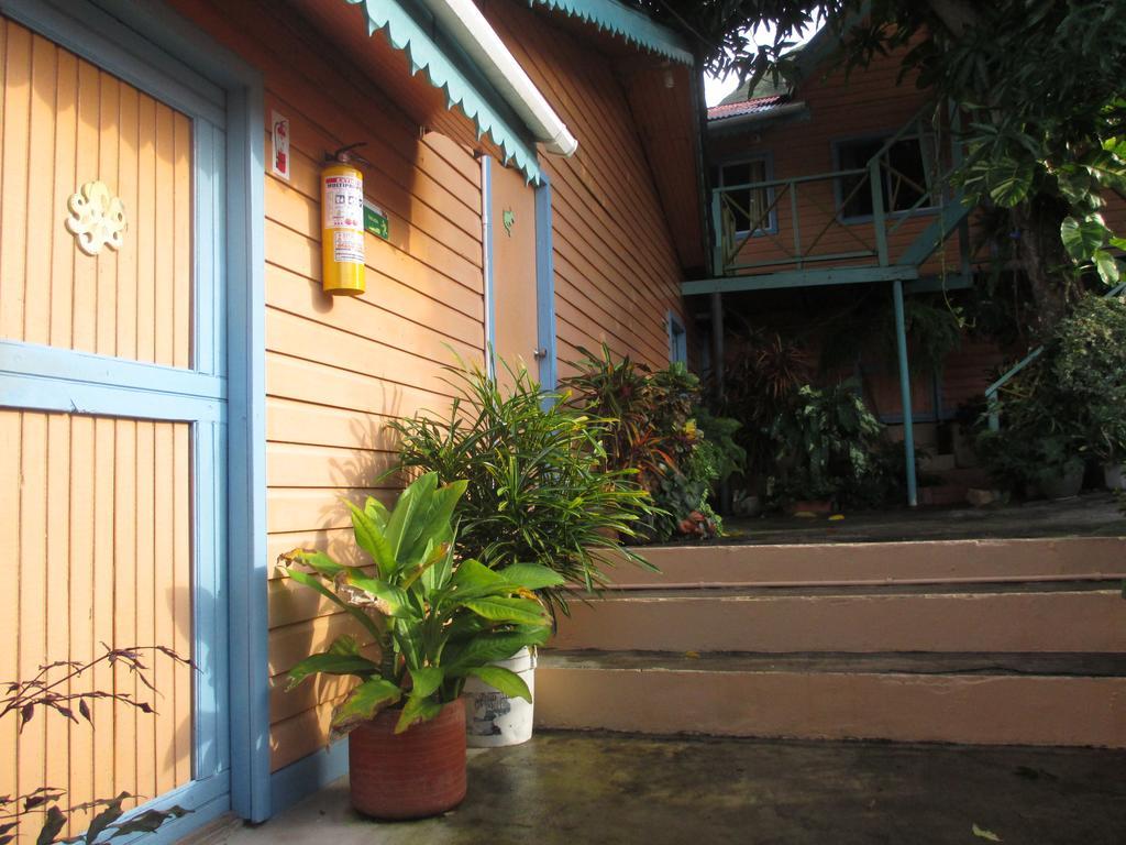 Hotel Flemming Tree Providencia Island Екстер'єр фото