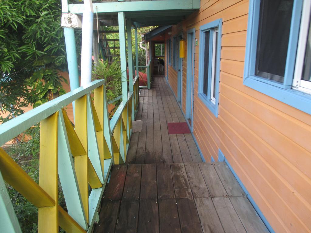 Hotel Flemming Tree Providencia Island Екстер'єр фото